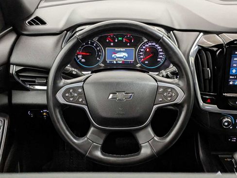 Used 2023 Chevrolet Traverse RS image 24