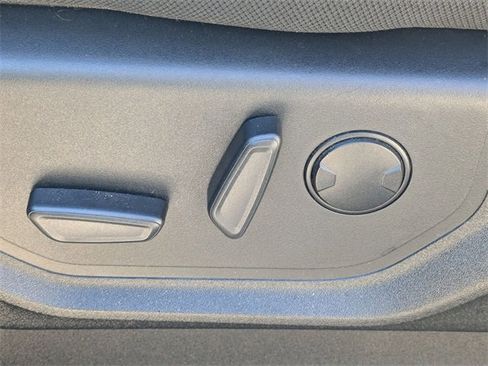 Used 2019 Ford F150 XLT w/ Equipment Group 302A Luxury image 15