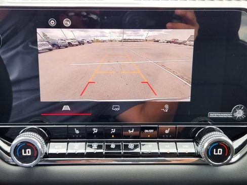 New 2025 GMC Canyon Elevation w/ Convenience Package image 13