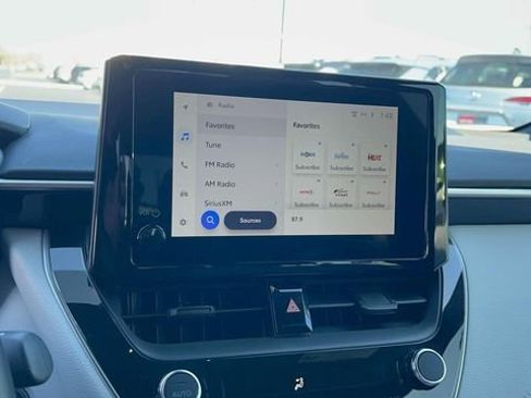 Certified 2024 Toyota Corolla SE image 22