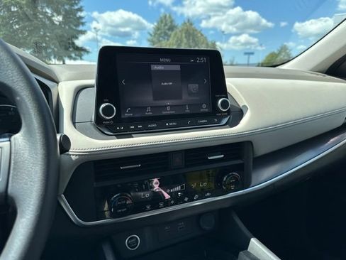 Certified 2023 Nissan Rogue SV AWD/4WD image 25