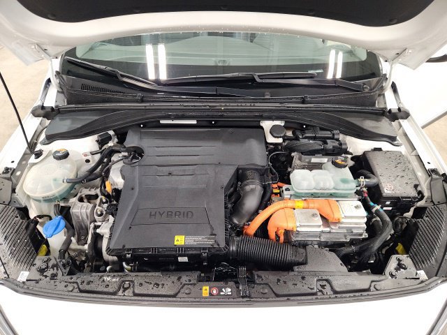 Used 2018 Hyundai Ioniq Limited FWD image 10