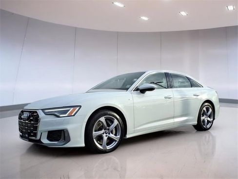 Used 2025 Audi A6 Premium Plus w/ Premium Plus Package image 2