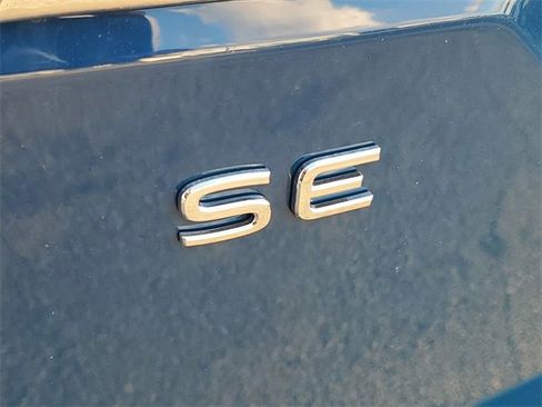 New 2025 Volkswagen Atlas SE image 7