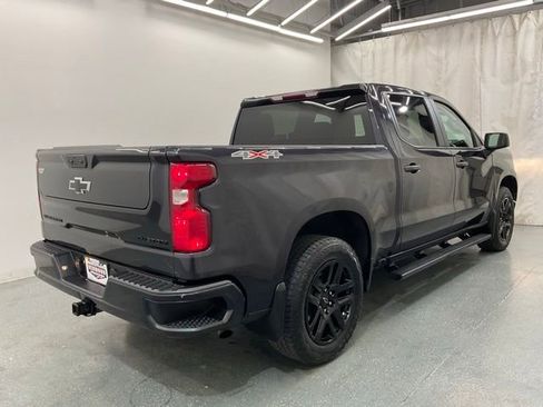 Used 2023 Chevrolet Silverado 1500 Custom w/ LPO, Dark Essentials Package AWD/4WD image 7