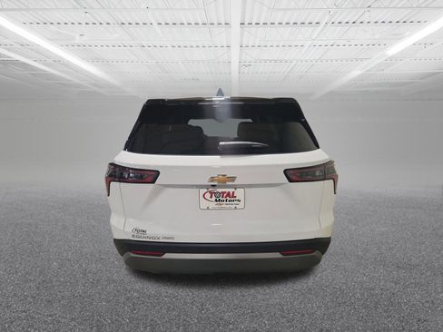 New 2026 Chevrolet Equinox LT w/ Convenience Package II image 7