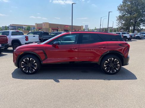 Used 2024 Chevrolet Blazer EV RS AWD/4WD image 2