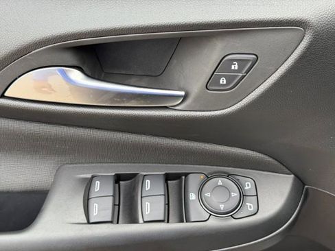 New 2026 Buick Envista Preferred FWD image 19
