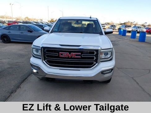 Used 2018 GMC Sierra 1500 SLE w/ SLE Value Package image 10