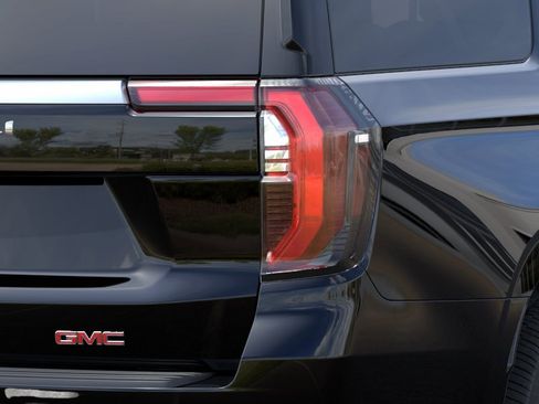 New 2026 GMC Yukon XL Denali w/ Sun & Power Step Package image 11