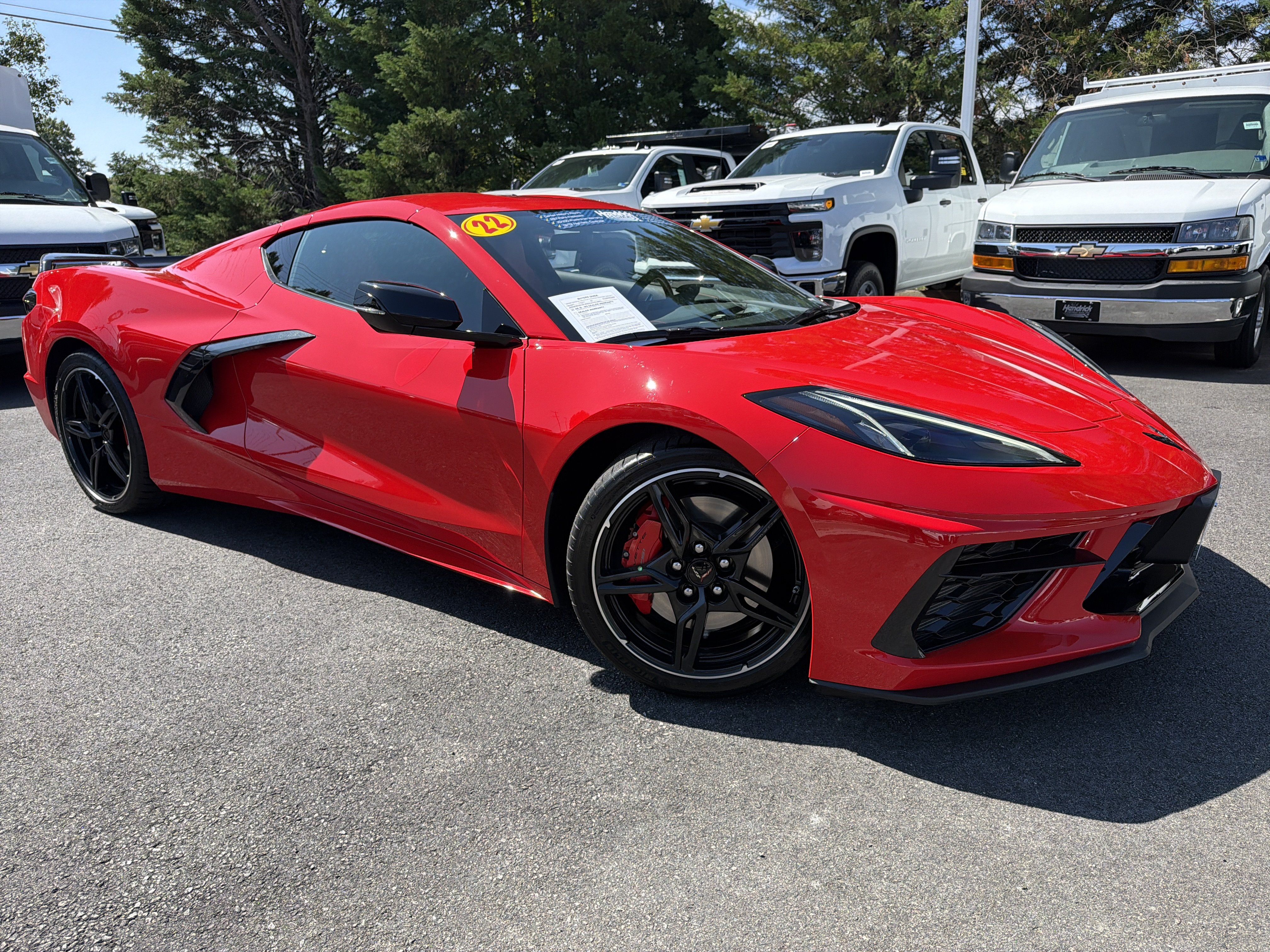 Used 2022 Chevrolet Corvette Stingray Coupe w/ Z51 Performance Package RWD image 2