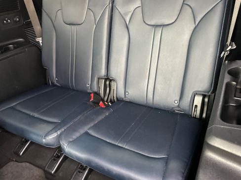 Used 2022 Kia Sorento SX Prestige image 16