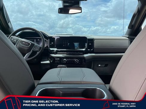 Used 2023 GMC Sierra 1500 SLT w/ SLT Premium Plus Package AWD/4WD image 15