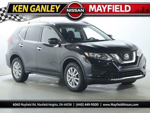 Used 2020 Nissan Rogue SV FWD image 1