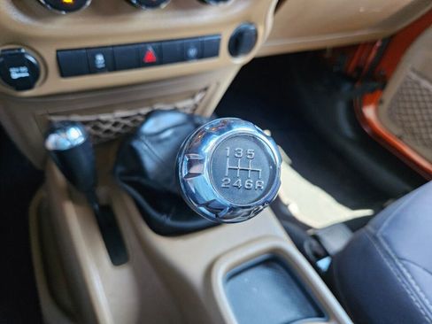 Used 2014 Jeep Wrangler Rubicon image 23