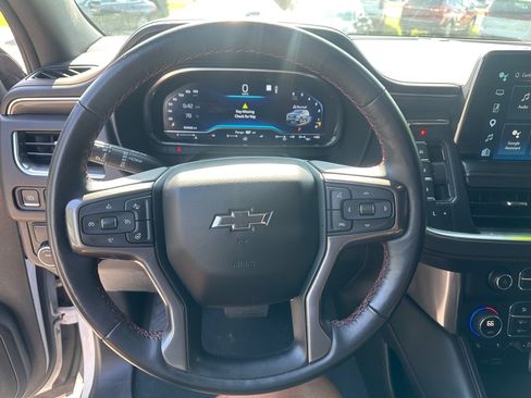 Used 2022 Chevrolet Tahoe RST w/ Luxury Package RWD image 16
