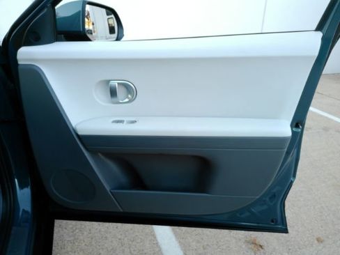 Used 2022 Hyundai Ioniq 5 SE image 20