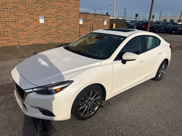 Used 2018 MAZDA MAZDA3 Grand Touring FWD image 1