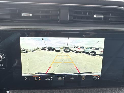 Used 2024 GMC Sierra 2500 Denali w/ Denali Reserve Package image 19