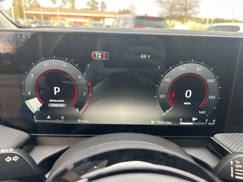 New 2026 Nissan Kicks SR image 26