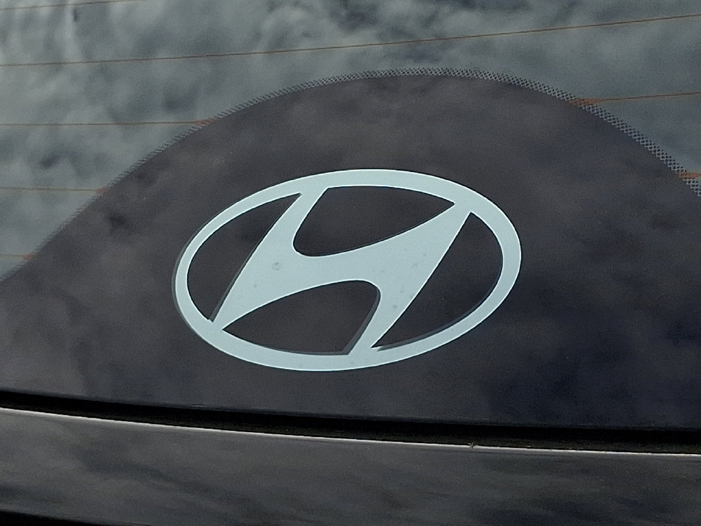 Used 2025 Hyundai Tucson SE FWD image 30