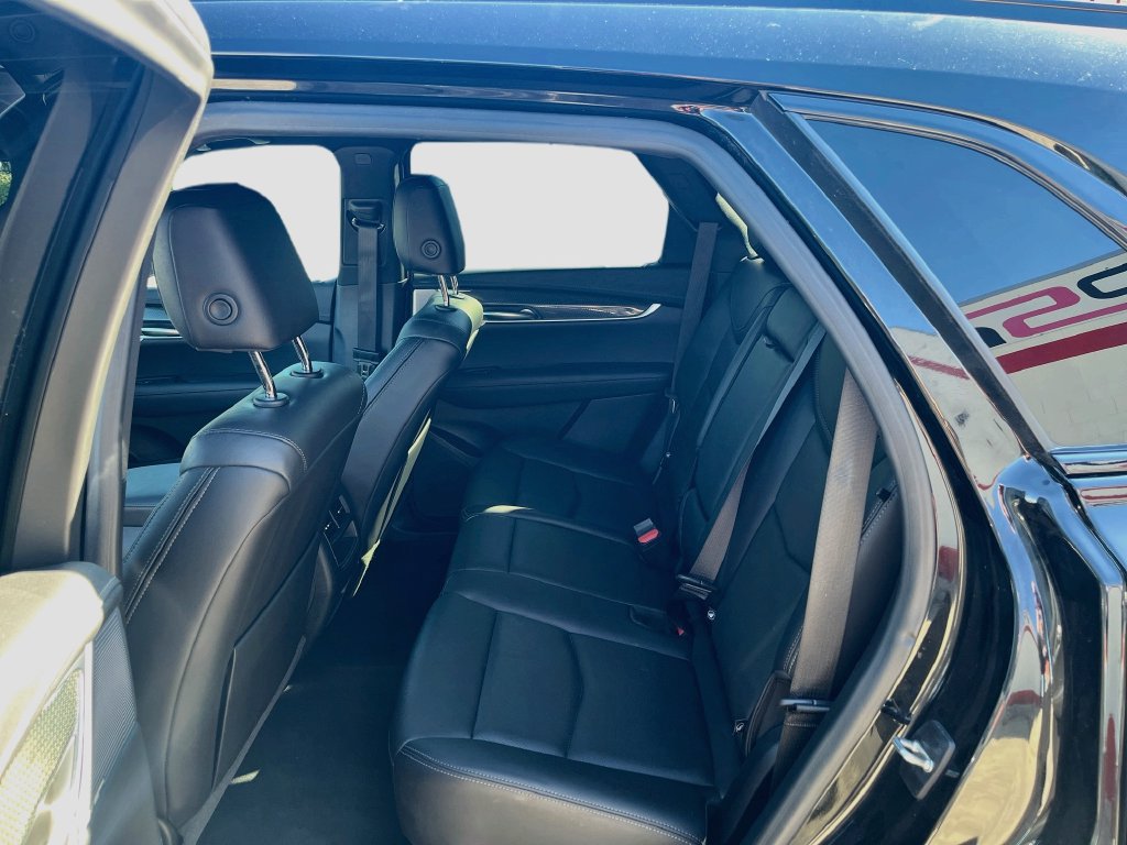 Used 2023 Cadillac XT5 Sportv w/ Technology Package AWD/4WD image 26