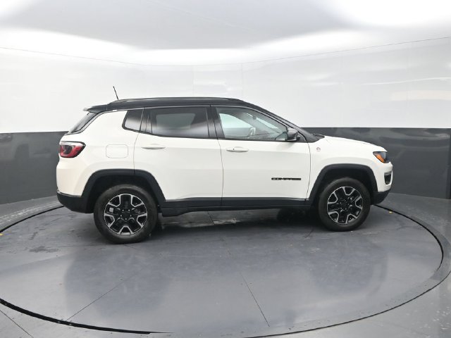 Used 2020 Jeep Compass Trailhawk AWD/4WD image 9