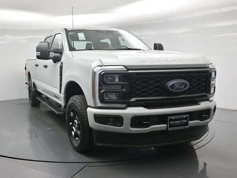 New 2026 Ford F250 XL w/ STX Appearance Package AWD/4WD image 21