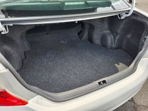 Used 2014 Toyota Camry SE w/ Fleet Convenience Package FWD image 20