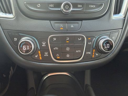 Used 2024 Chevrolet Malibu LT image 22