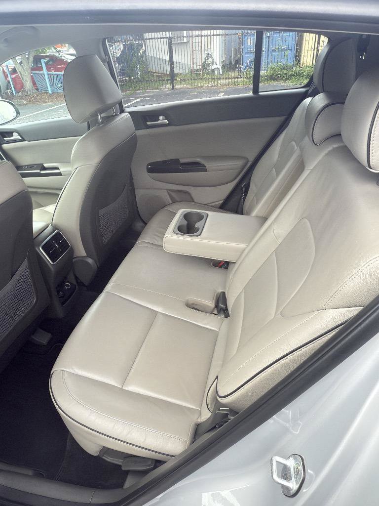 Used 2017 Kia Sportage EX FWD image 4