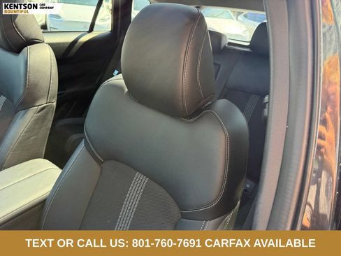 Used 2025 MAZDA CX-50 AWD 2.5 S w/ Premium Package image 28