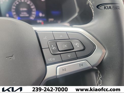 Used 2022 Volkswagen Taos SE AWD/4WD image 30