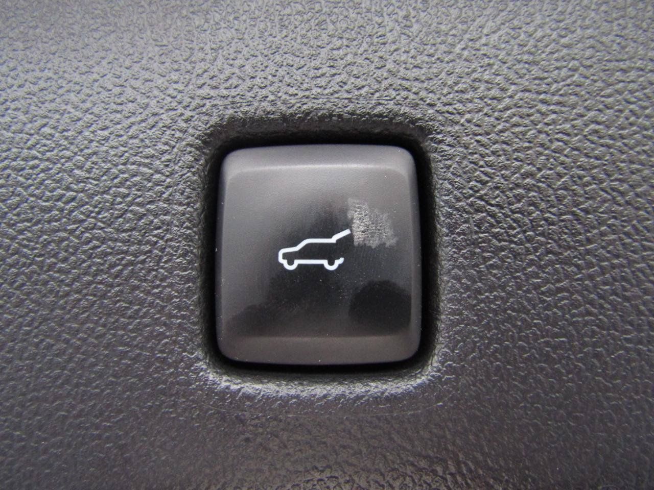 Used 2021 Ford Escape SEL FWD image 8