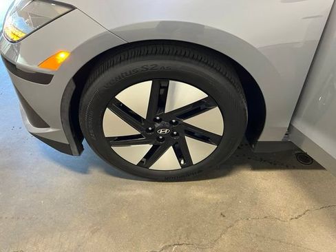 Used 2023 Hyundai Ioniq 6 SEL RWD image 30