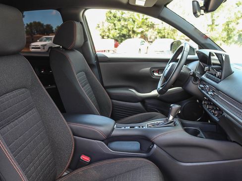 Used 2024 Honda HR-V Sport image 18