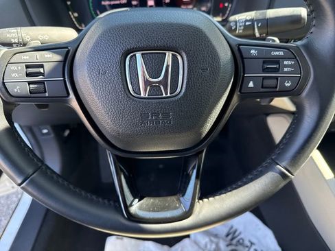 Used 2023 Honda Accord EX-L image 7