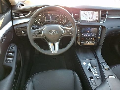 Used 2019 INFINITI QX50 Essential w/ Premium Heat Package AWD/4WD image 12
