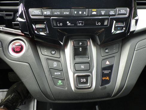 Used 2023 Honda Odyssey Sport image 29