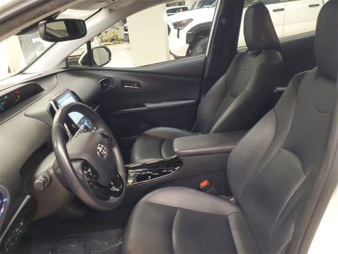 Used 2019 Toyota Prius Limited image 14