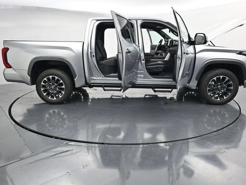 Used 2026 Toyota Tundra Limited AWD/4WD image 41