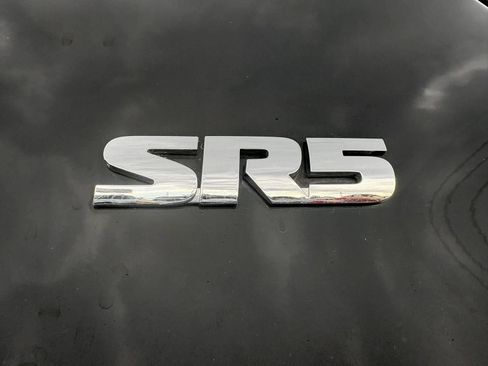 Used 2014 Toyota 4Runner SR5 RWD image 15