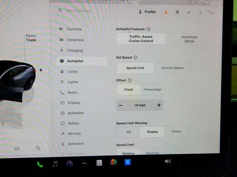 Used 2023 Tesla Model 3 Standard Range image 18