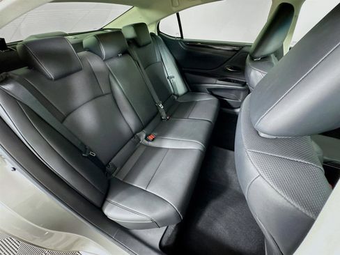 Used 2021 Lexus ES 350 w/ Premium Package image 28