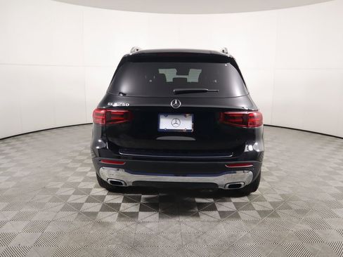 Certified 2025 Mercedes-Benz GLB 250 image 6