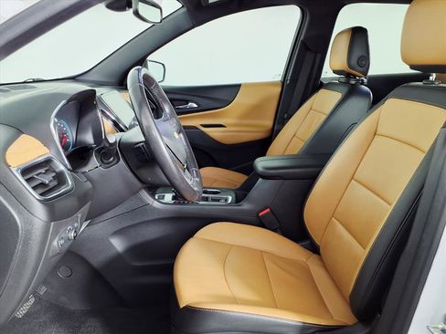 Used 2020 Chevrolet Equinox Premier image 17