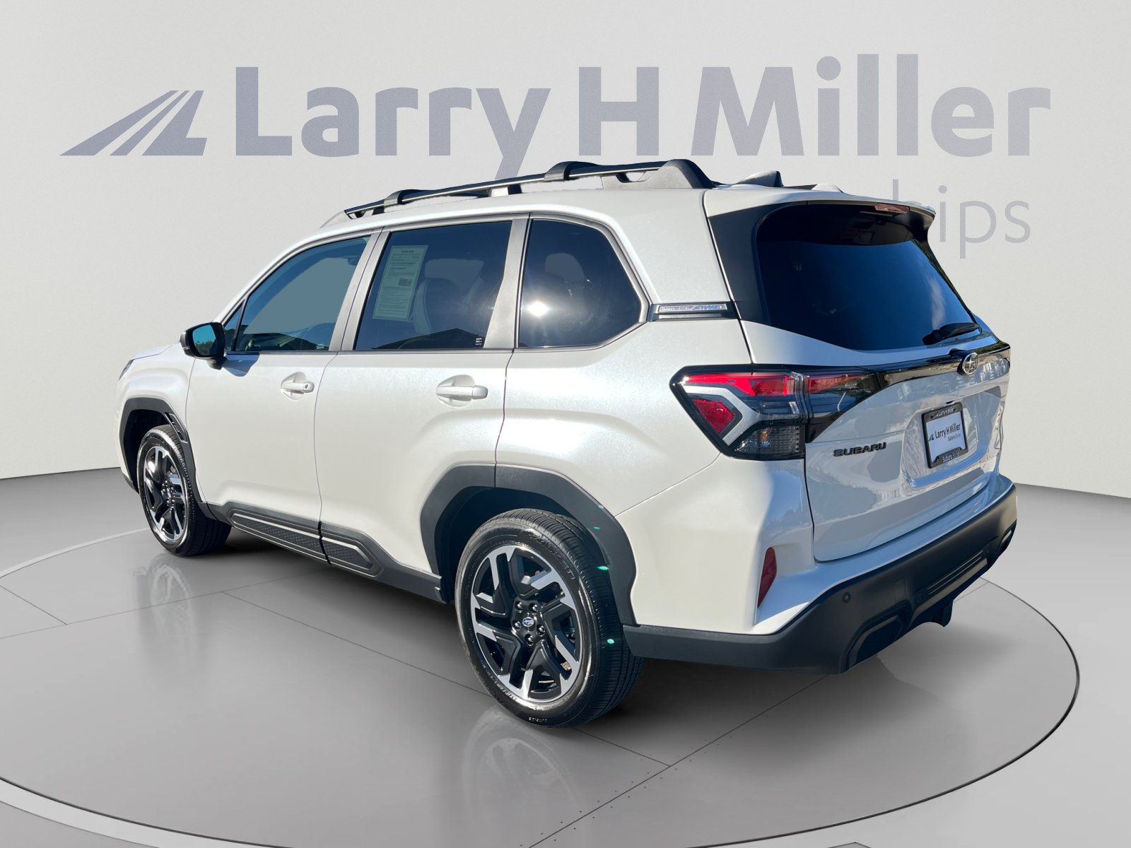 Used 2026 Subaru Forester Limited AWD/4WD image 3