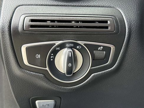 Used 2021 Mercedes-Benz GLC 300 image 43