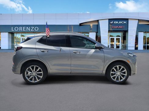 Used 2024 Buick Encore GX Avenir AWD/4WD image 4
