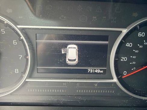 Used 2021 Kia Sorento S w/ Panoramic Sunroof Package FWD image 2